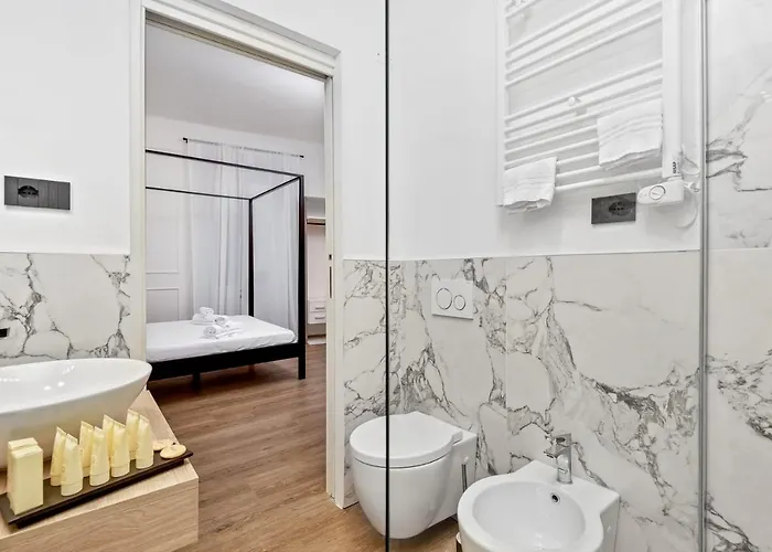 Nelli - Via Biassa 4*